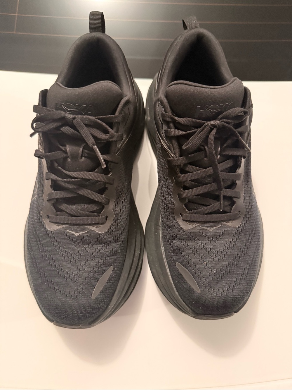Hoka Bondi 8 Men's 9.5 All-Black Athletic Running Shoes